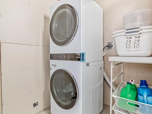 1817 Tomlinson Crescent Nw, Edmonton, AB - Indoor Photo Showing Laundry Room