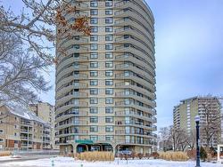 1701, 11710 100 Avenue  Edmonton, AB T5K 2G3