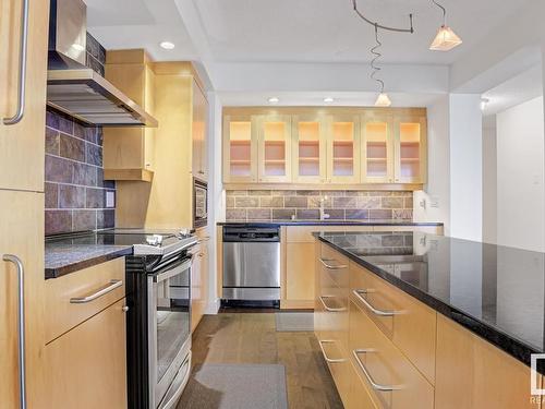 1701, 11710 100 Avenue, Edmonton, AB - Indoor Photo Showing Kitchen With Upgraded Kitchen