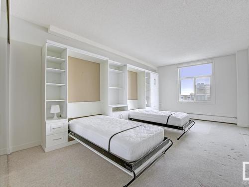 1701, 11710 100 Avenue, Edmonton, AB - Indoor Photo Showing Bedroom