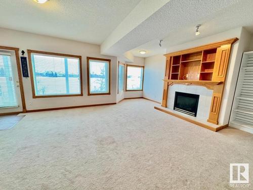 16203 89 Street, Edmonton, AB - Indoor With Fireplace