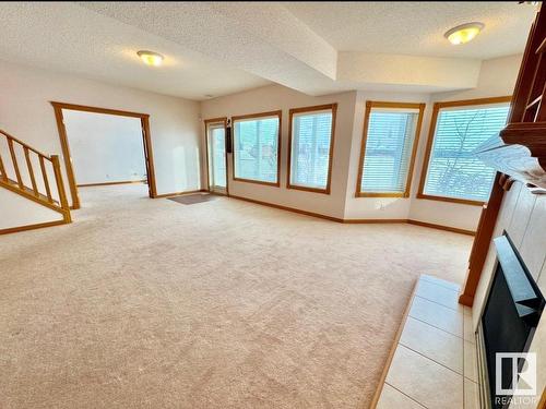 16203 89 Street, Edmonton, AB - Indoor Photo Showing Other Room