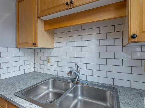 11520 139 Avenue, Edmonton, AB - Indoor Photo Showing Kitchen With Double Sink