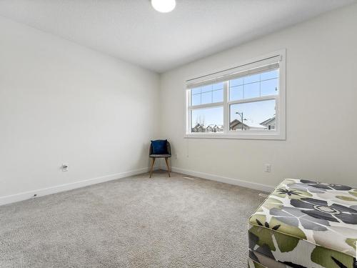 7844 Erasmus Wynd, Edmonton, AB - Indoor Photo Showing Bedroom