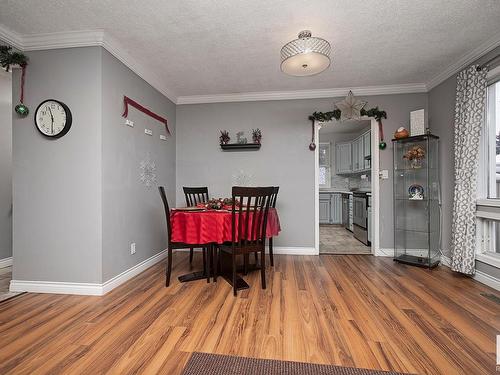 3539 13 Avenue, Edmonton, AB - Indoor Photo Showing Dining Room