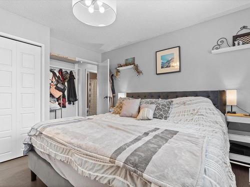 2165 78 Street, Edmonton, AB - Indoor Photo Showing Bedroom