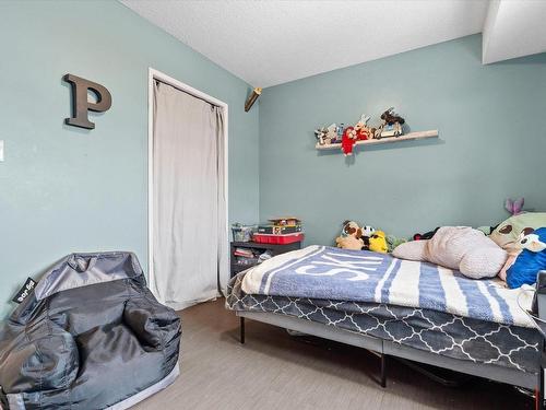 2165 78 Street, Edmonton, AB - Indoor Photo Showing Bedroom