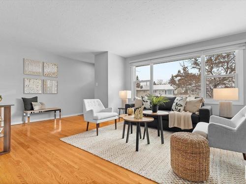 16102 107A Avenue, Edmonton, AB - Indoor Photo Showing Living Room