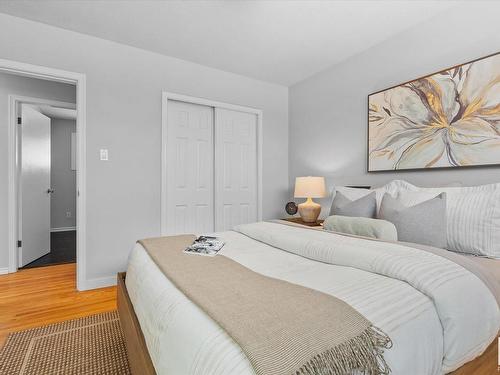 16102 107A Avenue, Edmonton, AB - Indoor Photo Showing Bedroom