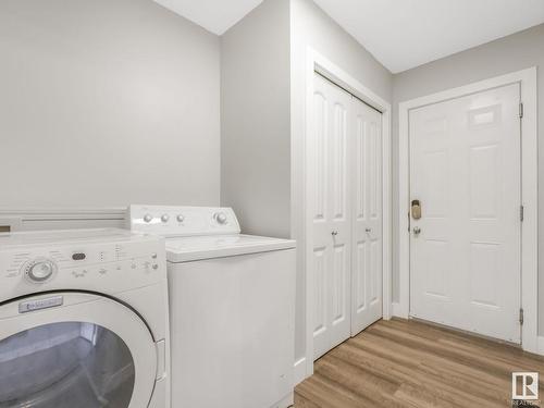 253 Henderson Link, Spruce Grove, AB - Indoor Photo Showing Laundry Room