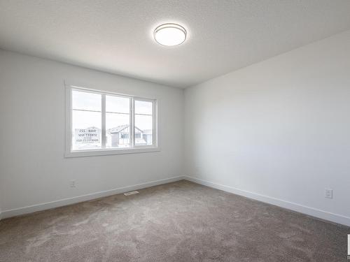 30 Hunter Place, Spruce Grove, AB - Indoor Photo Showing Other Room