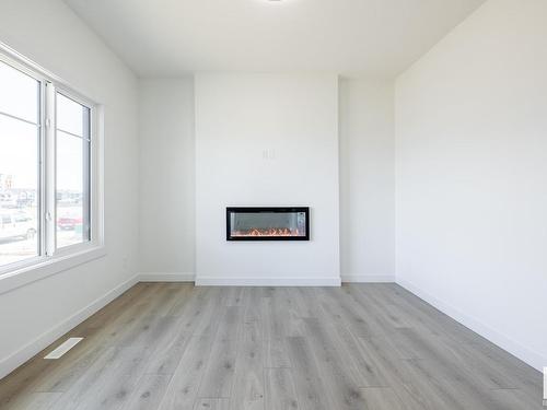 30 Hunter Place, Spruce Grove, AB - Indoor With Fireplace