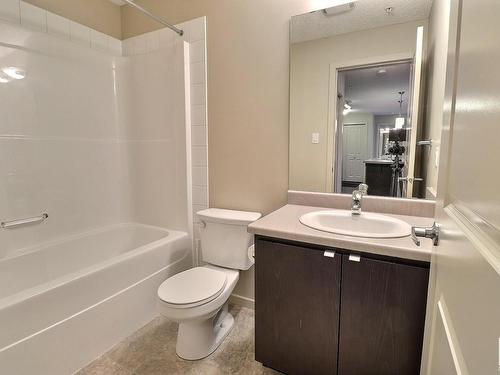 347 1196 Hyndman Road, Edmonton, AB - Indoor Photo Showing Bathroom