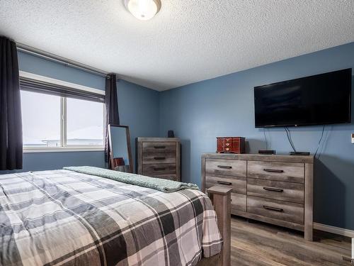 16215 48 Street, Edmonton, AB - Indoor Photo Showing Bedroom