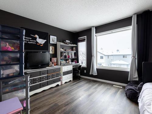 16215 48 Street, Edmonton, AB - Indoor