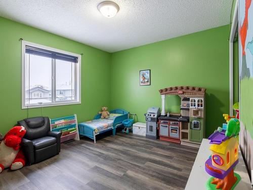 16215 48 Street, Edmonton, AB - Indoor