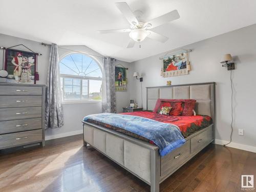 2856 152 Avenue, Edmonton, AB - Indoor Photo Showing Bedroom