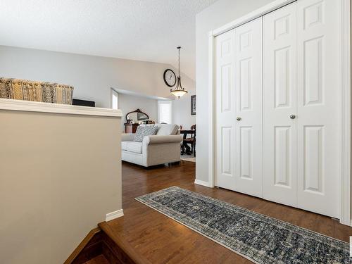 5410 42 Avenue, Beaumont, AB - Indoor