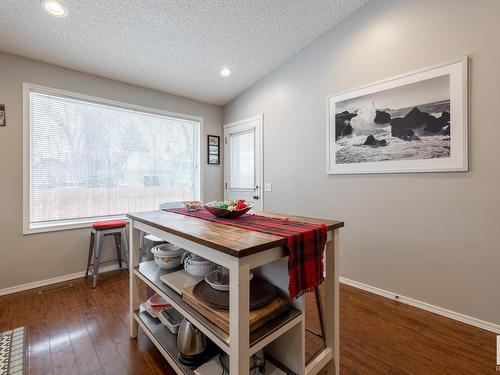 5410 42 Avenue, Beaumont, AB - Indoor