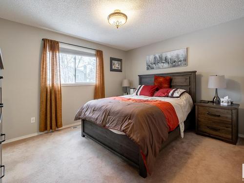 5410 42 Avenue, Beaumont, AB - Indoor Photo Showing Bedroom