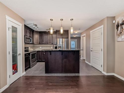 1719 56 Street, Edmonton, AB - Indoor Photo Showing Kitchen With Upgraded Kitchen