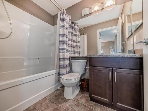 1719 56 Street, Edmonton, AB - Indoor Photo Showing Bathroom