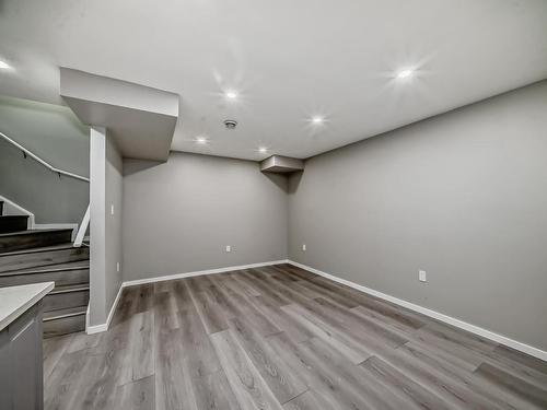 1719 56 Street, Edmonton, AB - Indoor