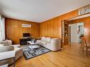 10632 51 Avenue, Edmonton, AB  - Indoor Photo Showing Living Room 