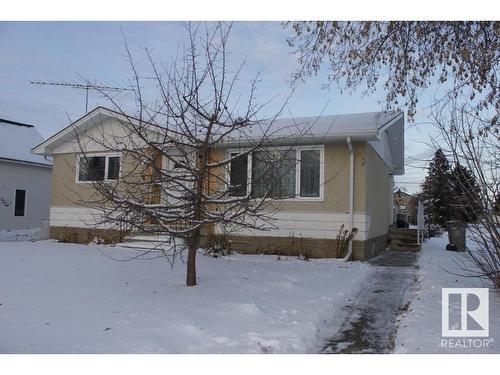 5218 52 Avenue, Mundare, AB - Outdoor