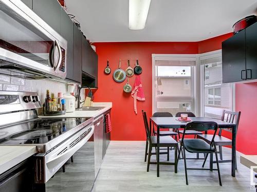 7318 109 Street, Edmonton, AB - Indoor Photo Showing Kitchen