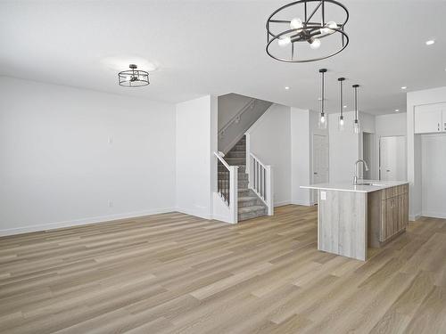 17333 6A Street, Edmonton, AB - Indoor Photo Showing Kitchen