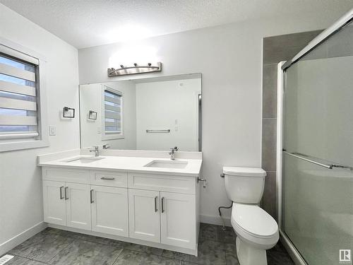 19720 29 Avenue Nw, Edmonton, AB - Indoor Photo Showing Bathroom