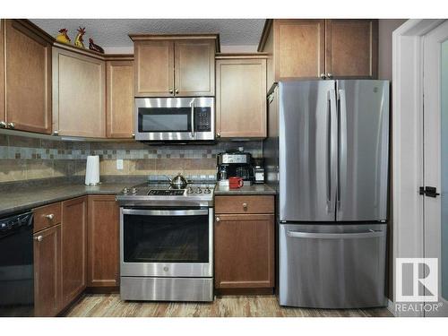 84 Austin Crest, Spruce Grove, AB - Indoor Photo Showing Kitchen With Stainless Steel Kitchen