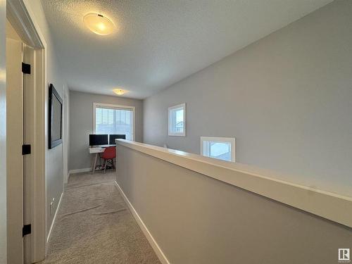 6638 Cardinal Road, Edmonton, AB - Indoor Photo Showing Other Room