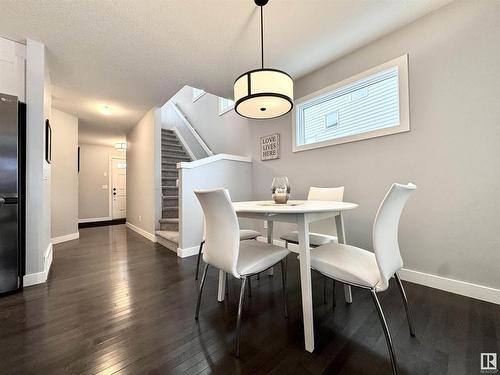 6638 Cardinal Road, Edmonton, AB - Indoor Photo Showing Dining Room