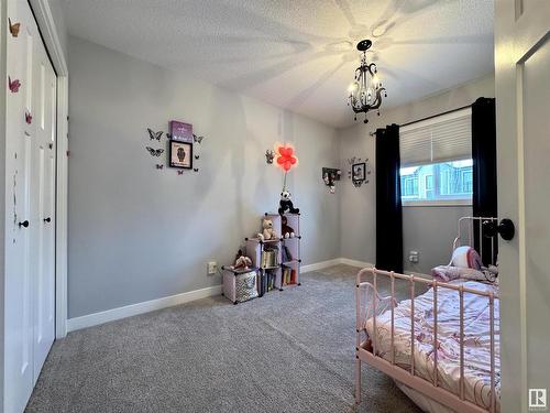 6638 Cardinal Road, Edmonton, AB - Indoor Photo Showing Bedroom