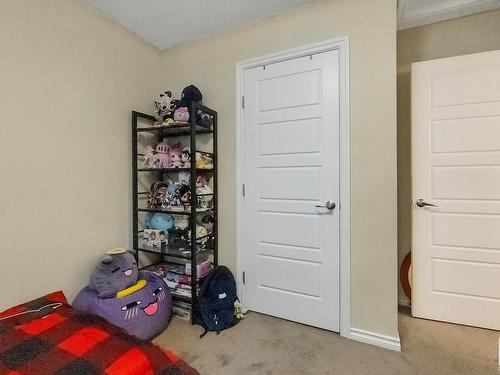 1519 165 St Sw, Edmonton, AB - Indoor Photo Showing Other Room