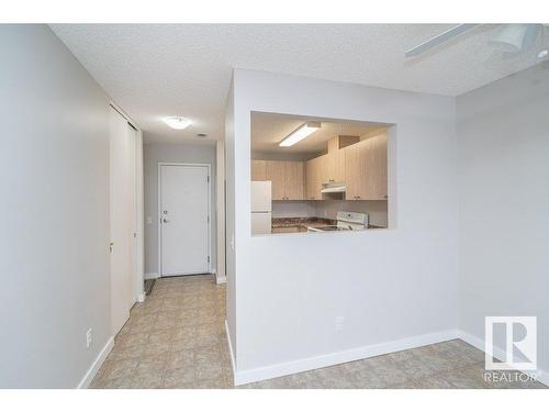 403 14808 26 Street, Edmonton, AB - Indoor Photo Showing Other Room