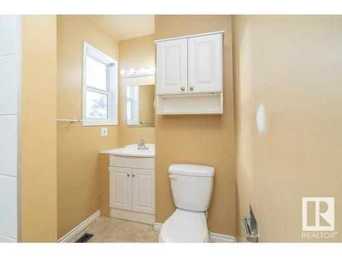 14620 121 Street, Edmonton, AB - Indoor Photo Showing Bathroom