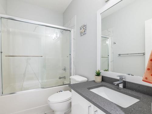 3608 46 Avenue, Beaumont, AB - Indoor Photo Showing Bathroom