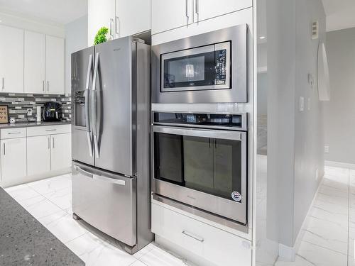 3608 46 Avenue, Beaumont, AB - Indoor Photo Showing Kitchen With Stainless Steel Kitchen