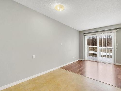 3 130 Hyndman Crescent, Edmonton, AB - Indoor Photo Showing Other Room