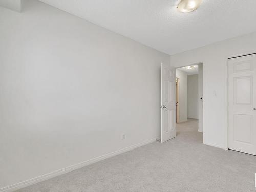 3 130 Hyndman Crescent, Edmonton, AB - Indoor Photo Showing Other Room