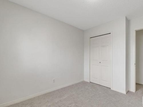 3 130 Hyndman Crescent, Edmonton, AB - Indoor Photo Showing Other Room