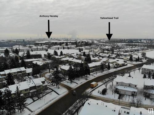 3 130 Hyndman Crescent, Edmonton, AB - Outdoor With View