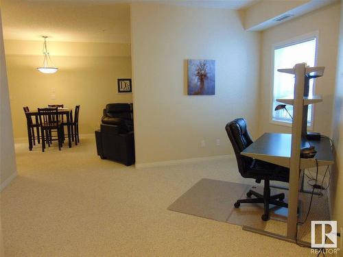 213 8702 Southfort Drive, Fort Saskatchewan, AB - Indoor Photo Showing Office