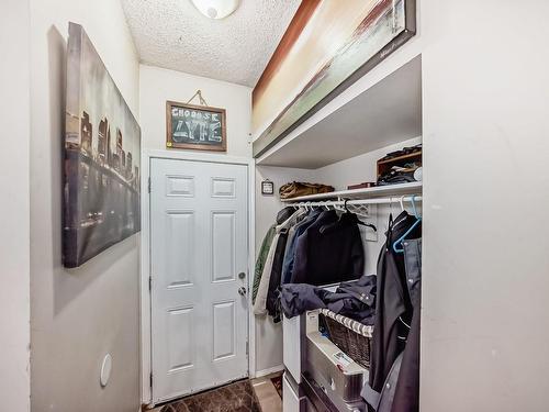 18008 91A Street, Edmonton, AB - Indoor