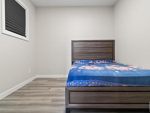 9232 222 Street, Edmonton, AB - Indoor Photo Showing Bedroom