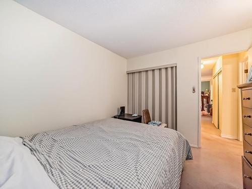 315 5125 Riverbend Road, Edmonton, AB - Indoor Photo Showing Bedroom