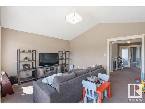 174 Woodbridge Li, Fort Saskatchewan, AB 